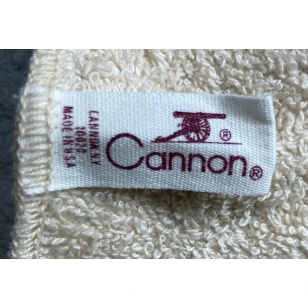 Vintage Cannon Bath Wash Cloths Beige Purple Floral 11 Inch‎ Squares Lot of 2